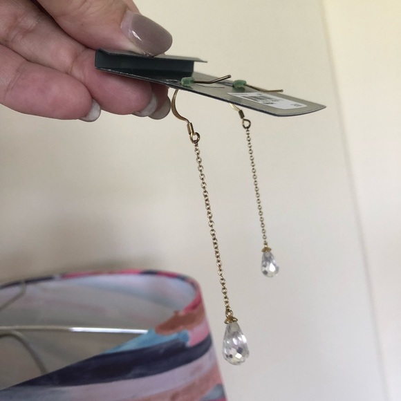 Swingy crystal drop earrings - Picture 7 of 7